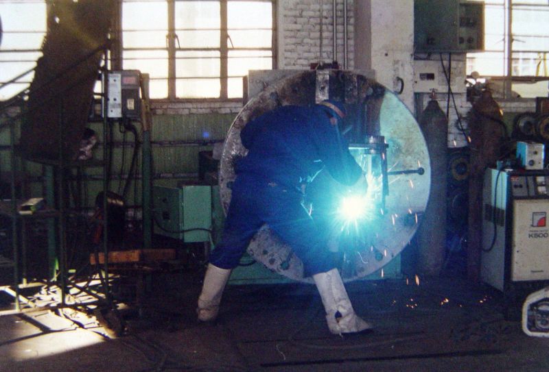 1、公司批準(zhǔn)成立